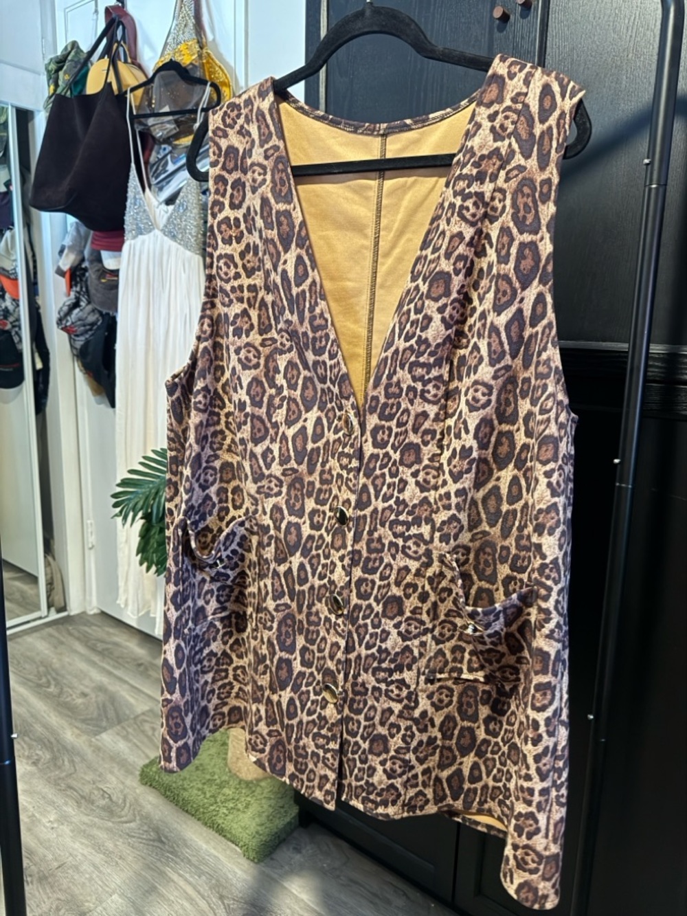 Leopard Print V-Neck Sleeveless Dress - Brown